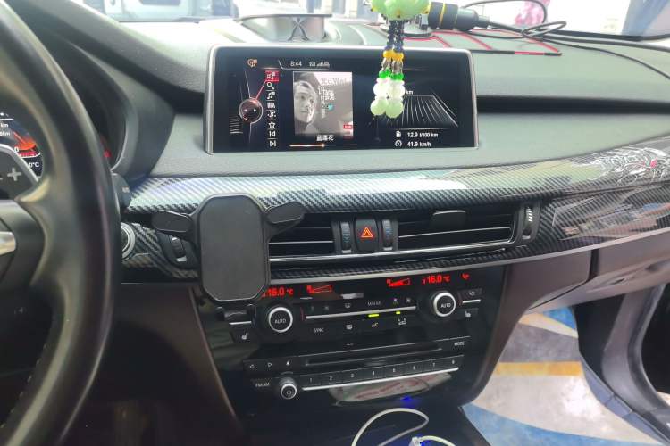 Used BMW X5 2014 xDrive35i Elegant Edition Audio And AC Panel