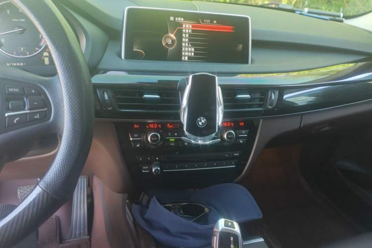 Used BMW X5 2014 xDrive35i Elegant Edition Audio And AC Panel