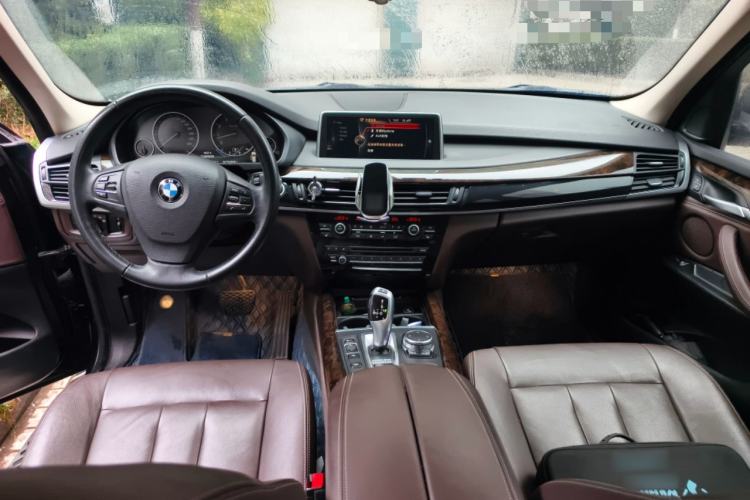 Used BMW X5 2014 xDrive35i Elegant Edition Center Console