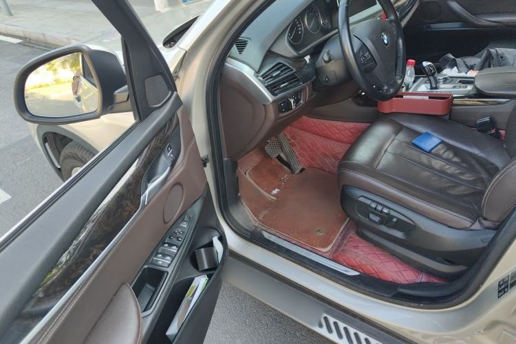 Used BMW X5 2014 xDrive35i Elegant Edition Driver Seat