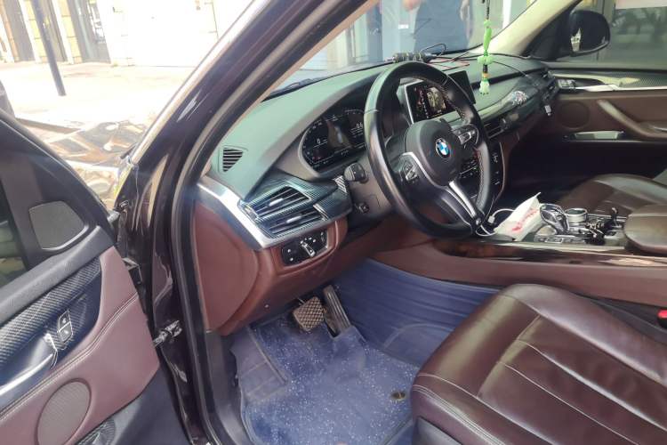 Used BMW X5 2014 xDrive35i Elegant Edition Driver Seat