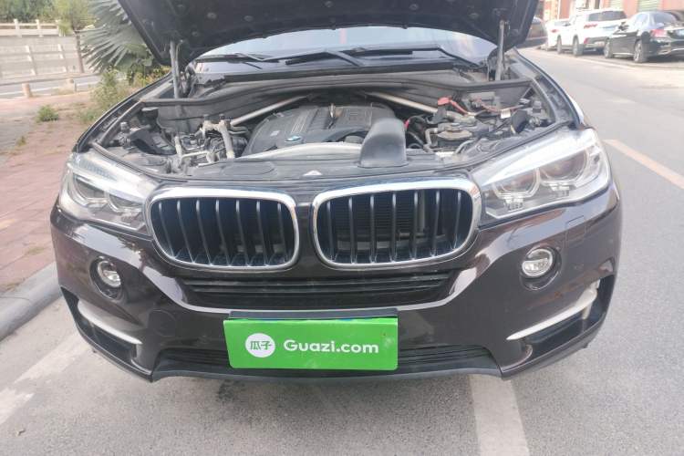 Used BMW X5 2014 xDrive35i Elegant Edition Engine Bay