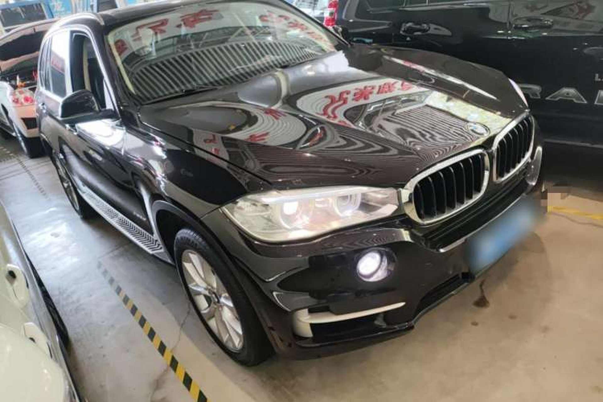 Used BMW X5 2014 xDrive35i Elegant Edition Front Right 45 Deg