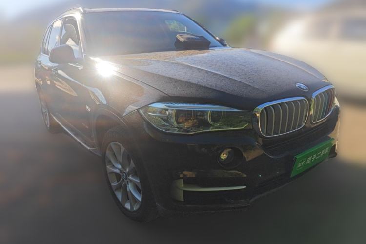 Used BMW X5 2014 xDrive35i Elegant Edition Front Right 45 Deg