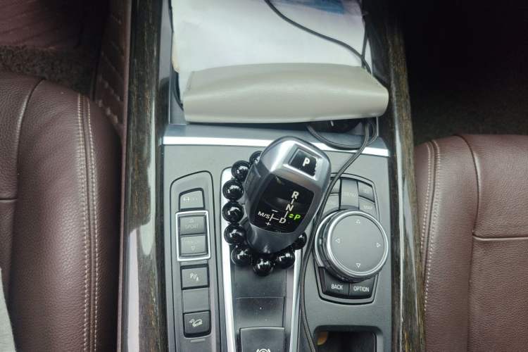Used BMW X5 2014 xDrive35i Luxury Edition Gear Lever