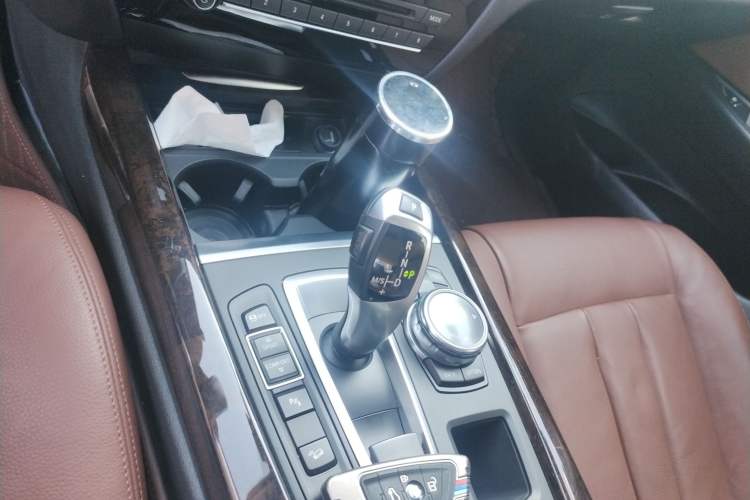 Used BMW X5 2014 xDrive35i Elegant Edition Gear Lever
