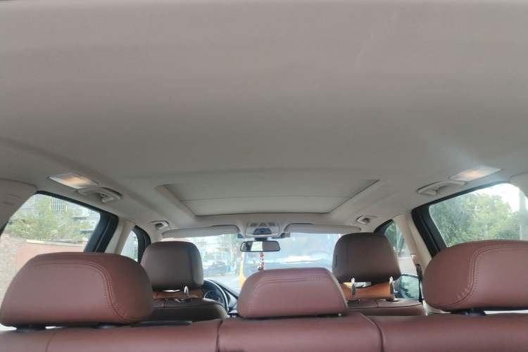 Used BMW X5 2014 xDrive35i Elegant Edition Headliner