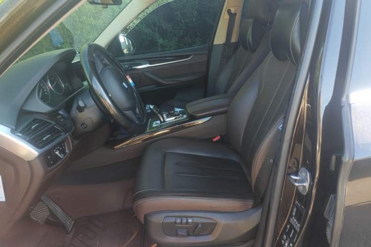 Used BMW X5 2014 xDrive35i Elegant Edition Left Front Seat
