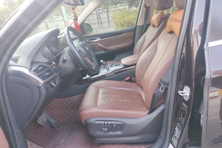 Used BMW X5 2014 xDrive35i Elegant Edition Left Front Seat