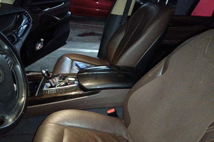 Used BMW X5 2014 xDrive35i Elegant Edition Left Front Seat