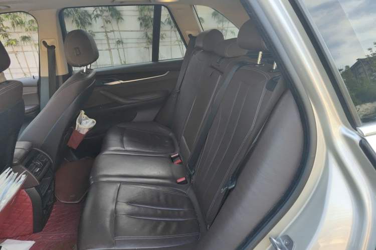 Used BMW X5 2014 xDrive35i Elegant Edition Left Rear Seat
