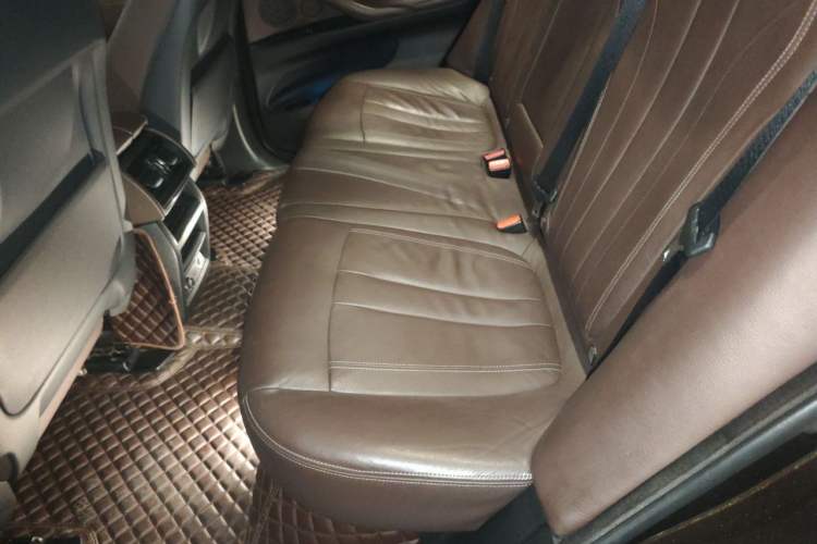 Used BMW X5 2014 xDrive35i Elegant Edition Left Rear Seat