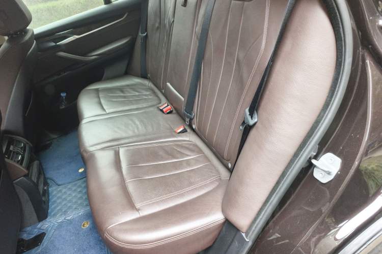 Used BMW X5 2014 xDrive35i Elegant Edition Left Rear Seat