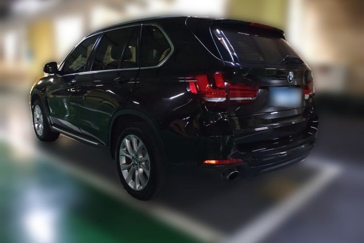 Used BMW X5 2014 xDrive35i Elegant Edition Rear Left 45 Deg