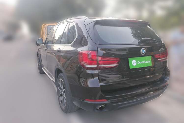 Used BMW X5 2014 xDrive35i Elegant Edition Rear Left 45 Deg