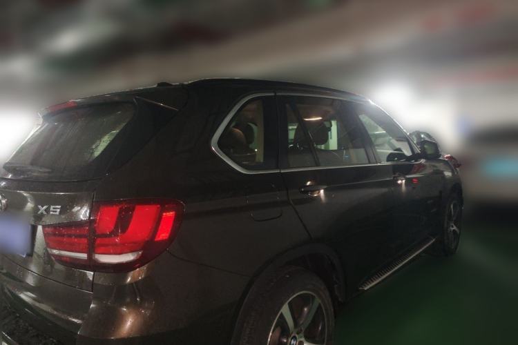 Used BMW X5 2014 xDrive35i Elegant Edition Rear Right 45 Deg