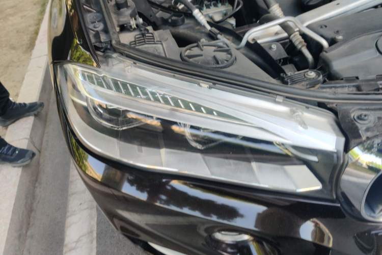 Used BMW X5 2014 xDrive35i Elegant Edition Right Front Headlight