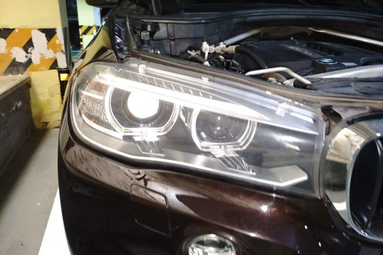 Used BMW X5 2014 xDrive35i Elegant Edition Right Front Headlight