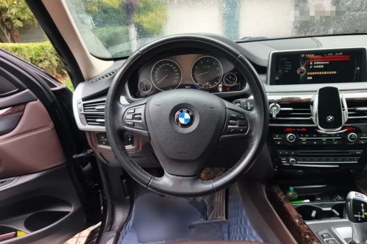 Used BMW X5 2014 xDrive35i Elegant Edition Steering Wheel