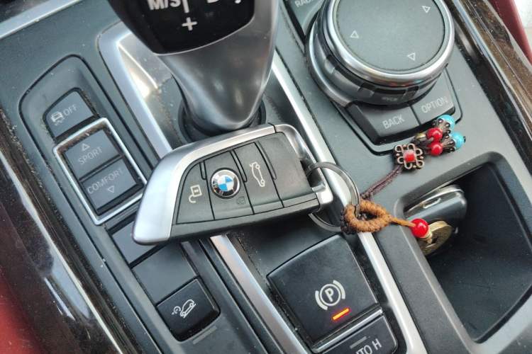 Used BMW X5 2014 xDrive35i Elegant Edition Vehicle Key