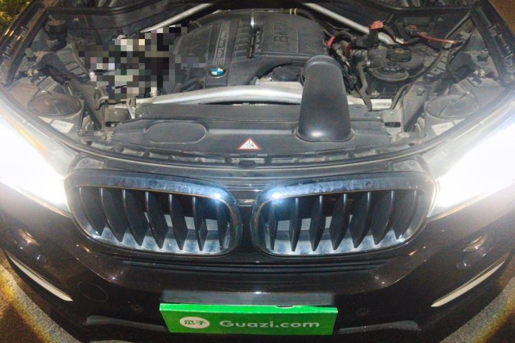 Used BMW X5 2014 xDrive35i Leading Model Engine Bay