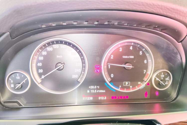 Used BMW X5 2014 xDrive35i Elegant Edition Instrument Cluster