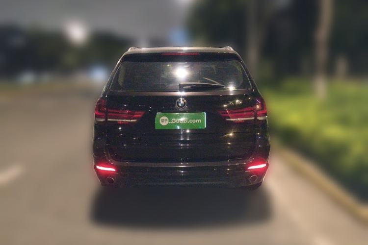 Used BMW X5 2014 xDrive35i Leading Model Rear