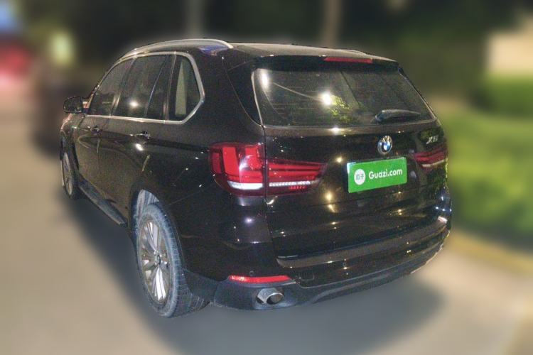Used BMW X5 2014 xDrive35i Leading Model Rear Left 45 Deg