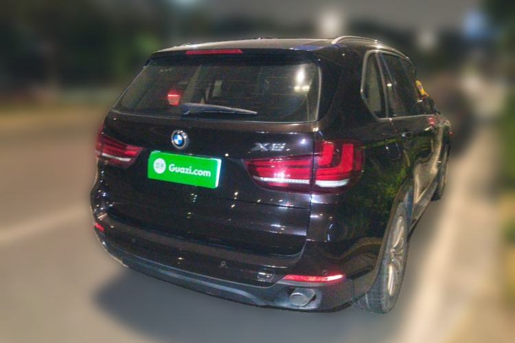 Used BMW X5 2014 xDrive35i Leading Model Rear Right 45 Deg