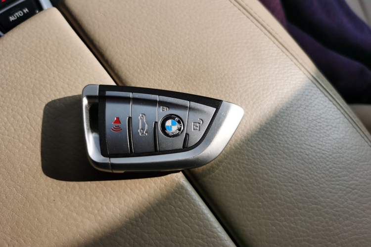 Used BMW X5 2014 xDrive35i Elegant Edition Interior 1