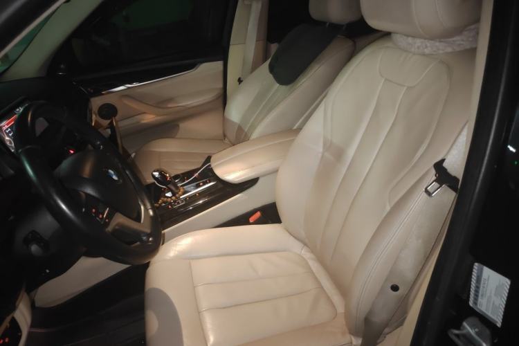 Used BMW X5 2014 xDrive35i Elegant Edition Driver Seat