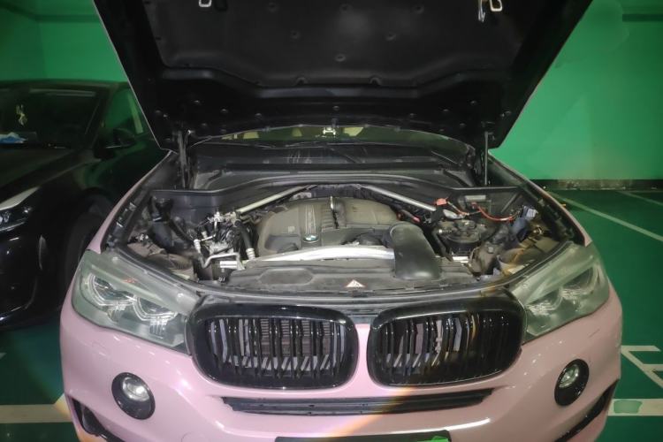 Used BMW X5 2014 xDrive35i Elegant Edition Engine Bay