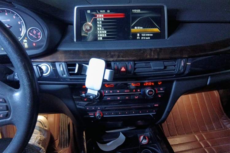 Used BMW X5 2014 xDrive35i Elegant Edition Audio And AC Panel