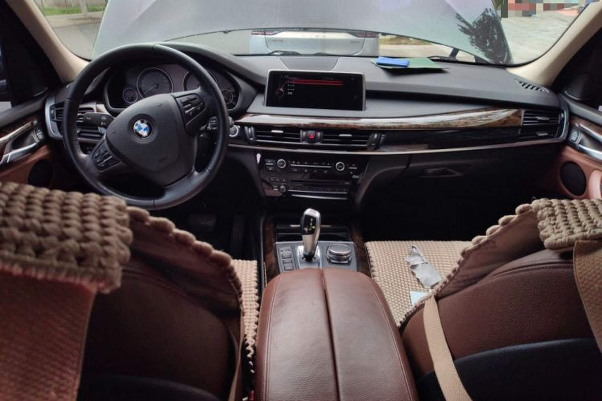 Used BMW X5 2014 xDrive35i Elegant Edition Center Console