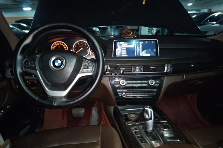 Used BMW X5 2014 xDrive35i Luxury Edition Center Console