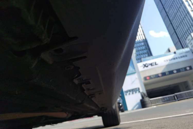 Used BMW X5 2014 xDrive35i Elegant Edition Chassis Rear Right