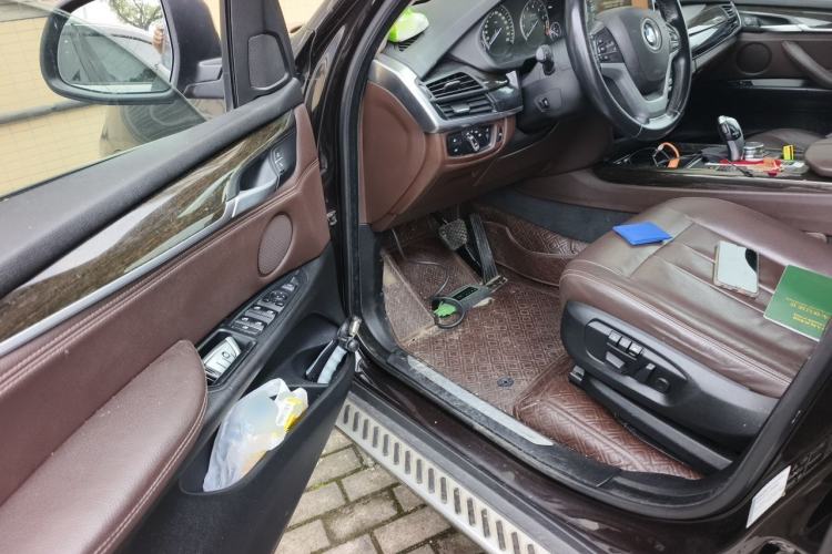 Used BMW X5 2014 xDrive35i Luxury Edition Driver Seat