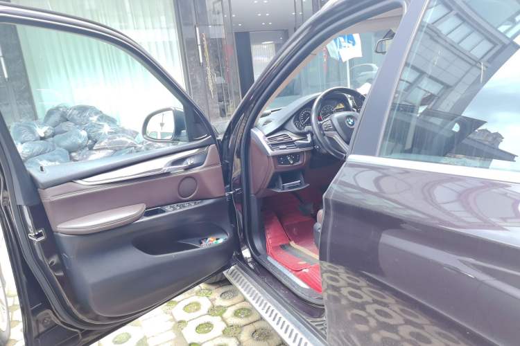 Used BMW X5 2014 xDrive35i Leading Model Driver Seat