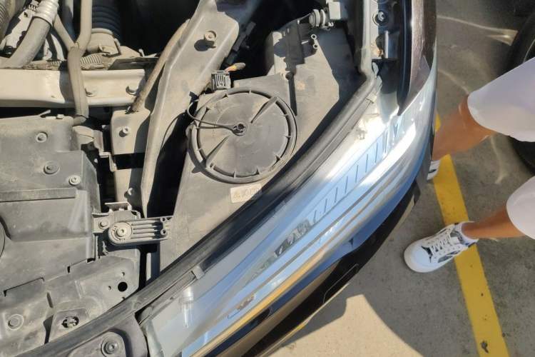Used BMW X5  Engine Bay Left