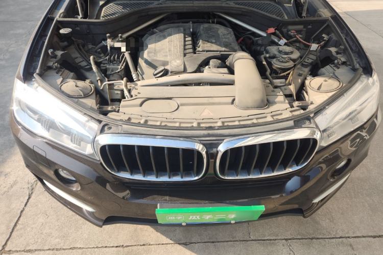 Used BMW X5 2014 xDrive35i Luxury Edition Engine Bay