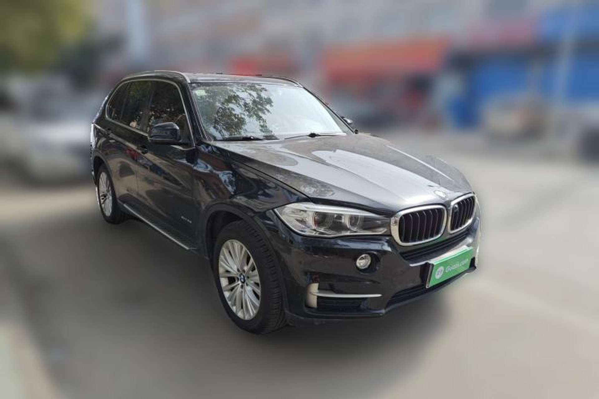 Used BMW X5 2014 xDrive35i Leading Model Front Right 45 Deg
