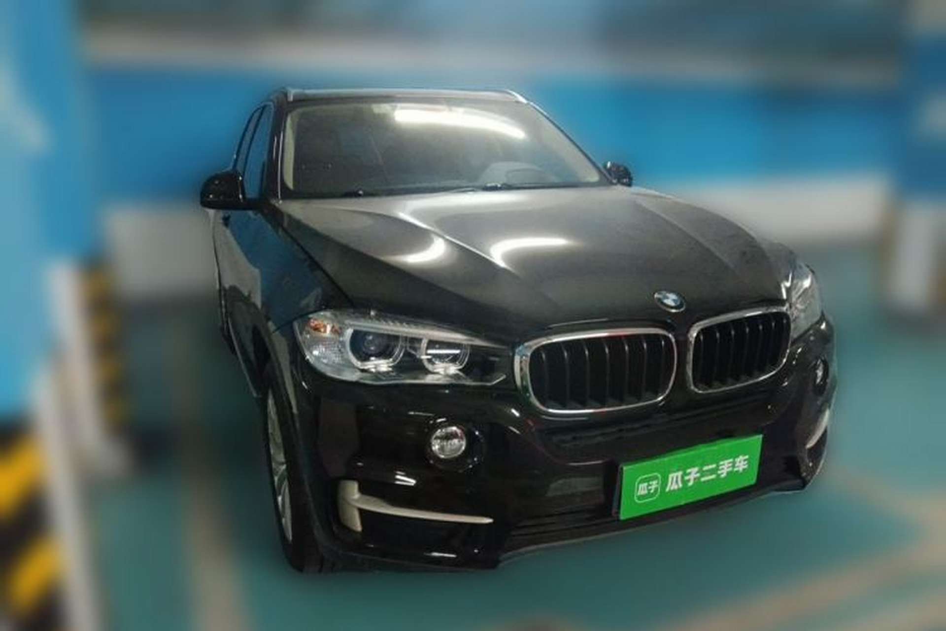 Used BMW X5 2014 xDrive35i Leading Model Front Right 45 Deg
