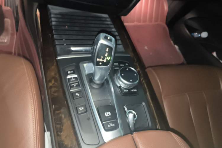 Used BMW X5 2014 xDrive35i Elegant Edition Gear Lever