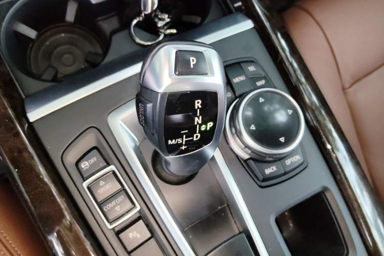 Used BMW X5 2014 xDrive35i Elegant Edition Gear Lever