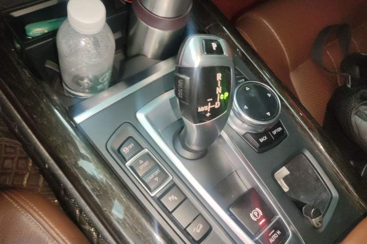 Used BMW X5 2014 xDrive35i Elegant Edition Gear Lever