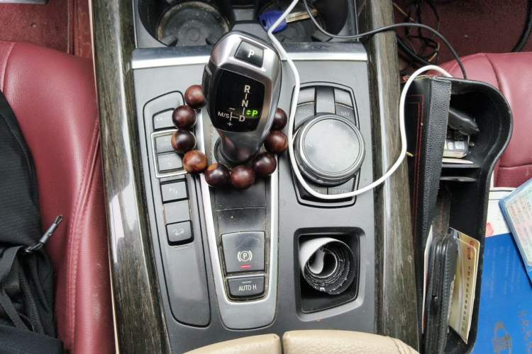 Used BMW X5 2014 xDrive35i Elegant Edition Gear Lever