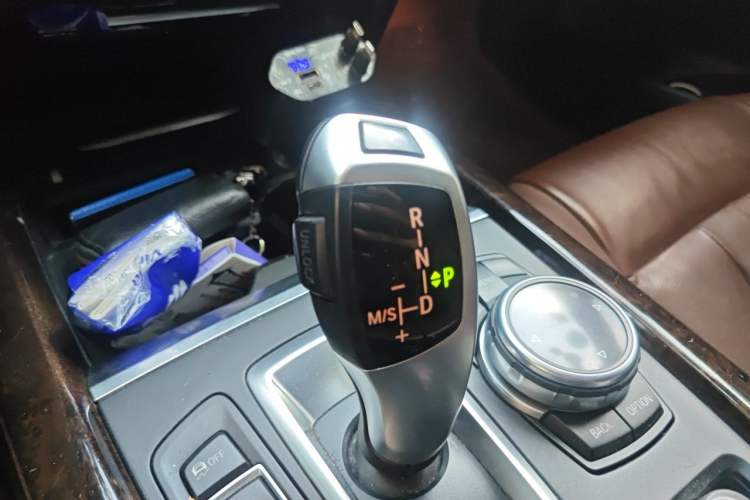 Used BMW X5  Gear Lever