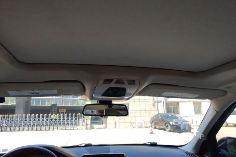 Used BMW X5  Headliner