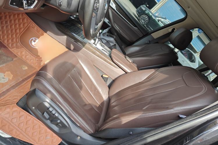 Used BMW X5 2014 xDrive35i Leading Model Left Front Seat
