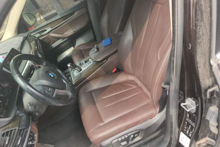 Used BMW X5 2014 xDrive35i Leading Model Left Front Seat